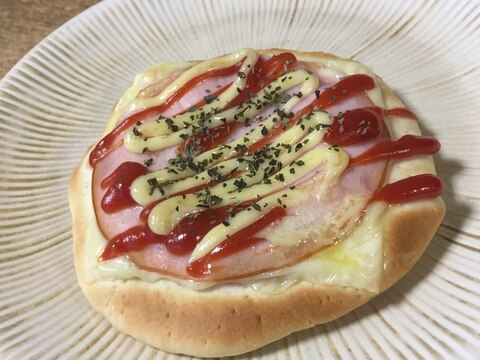 ハムチーズピザ